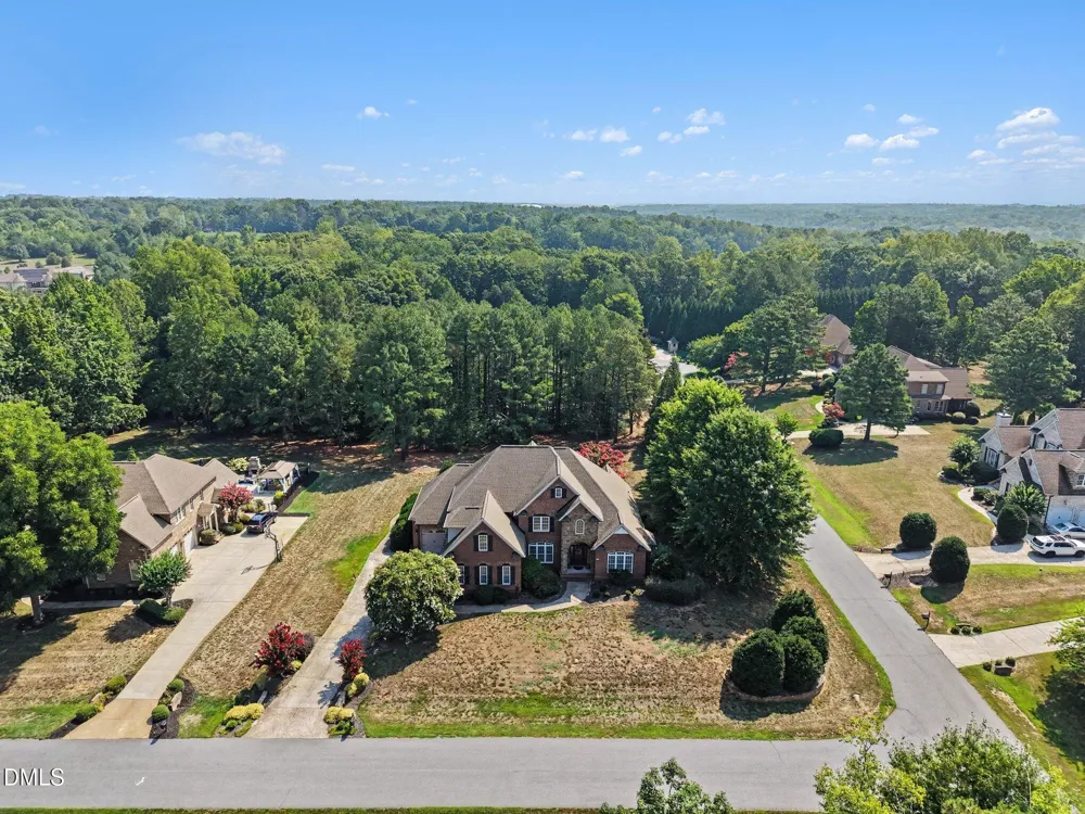 8120 Zinfandel Drive Kernersville, NC 27284