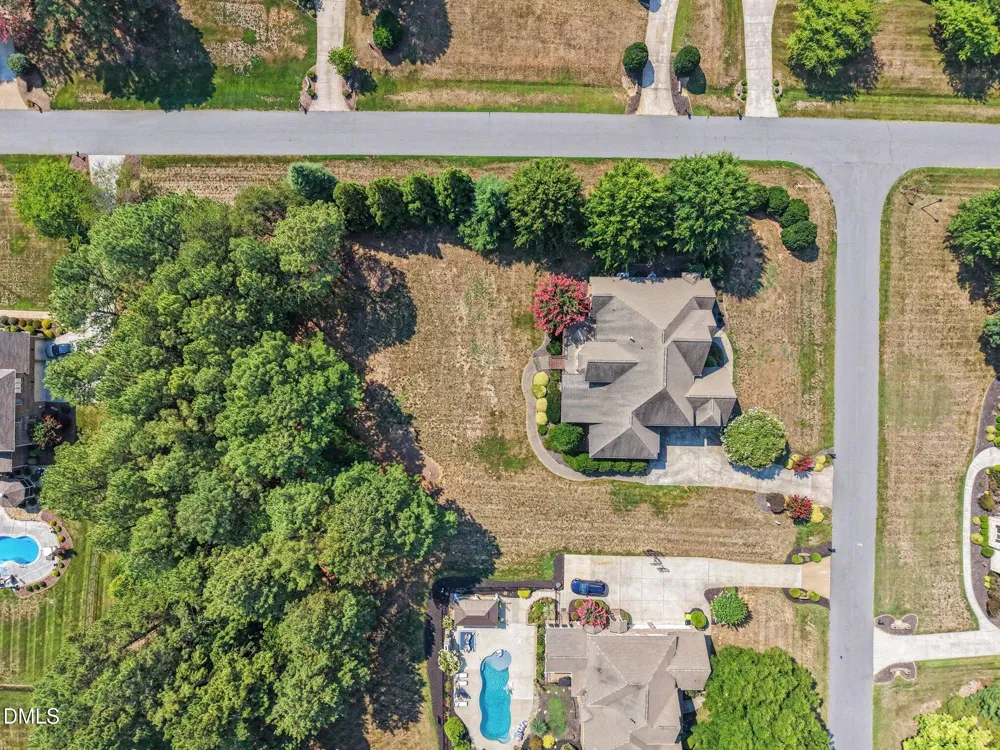 8120 Zinfandel Drive Kernersville, NC 27284