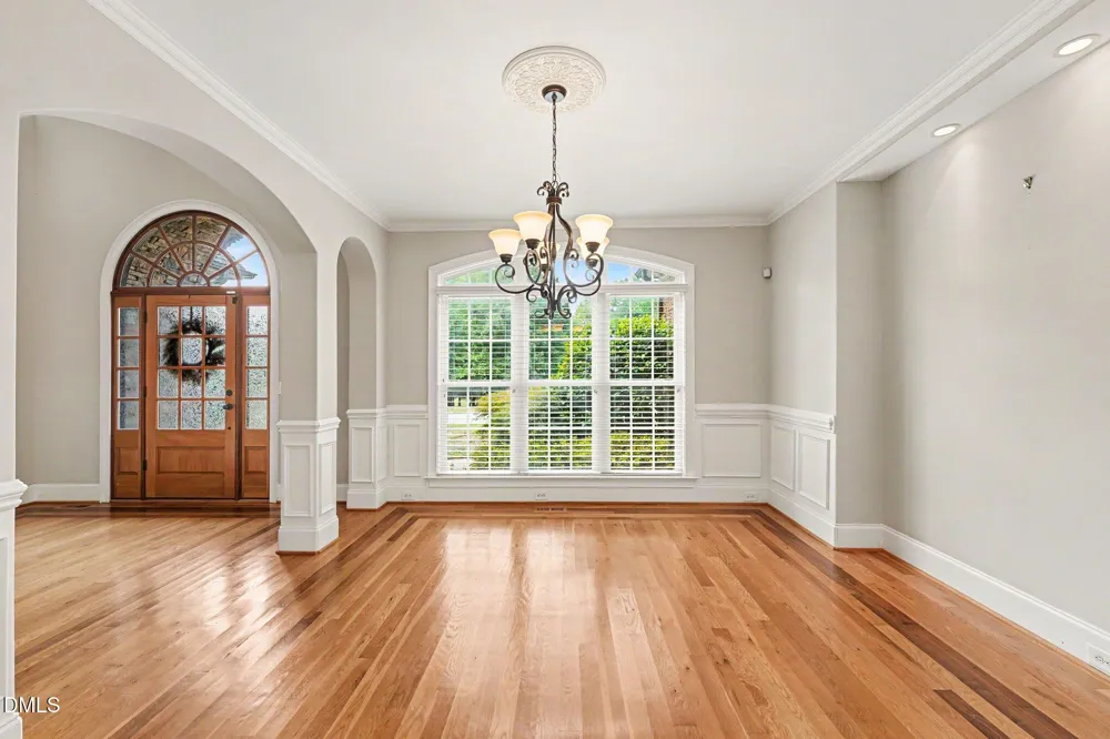 8120 Zinfandel Drive Kernersville, NC 27284