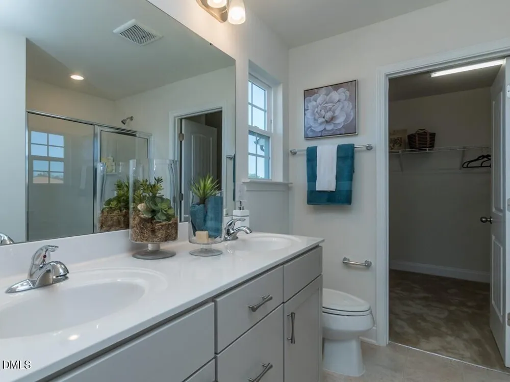 1508 Briar Brook Lane Zebulon, NC 27597