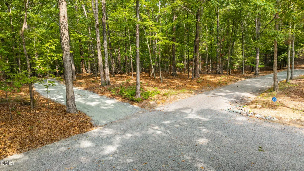 000 The Glades Chapel Hill, NC 27517