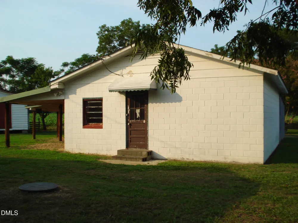 3900 Spring Branch Road Dunn, NC 28334