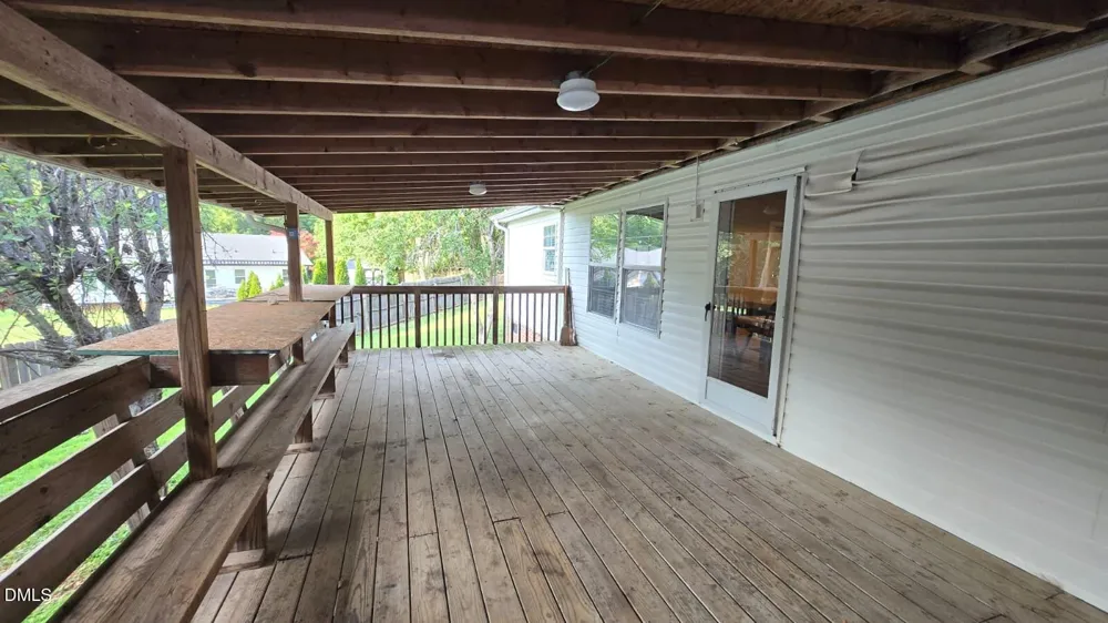 530 Avent Ferry Road Holly Springs, NC 27540