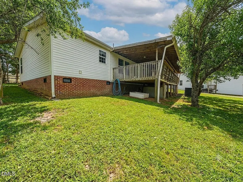 530 Avent Ferry Road Holly Springs, NC 27540