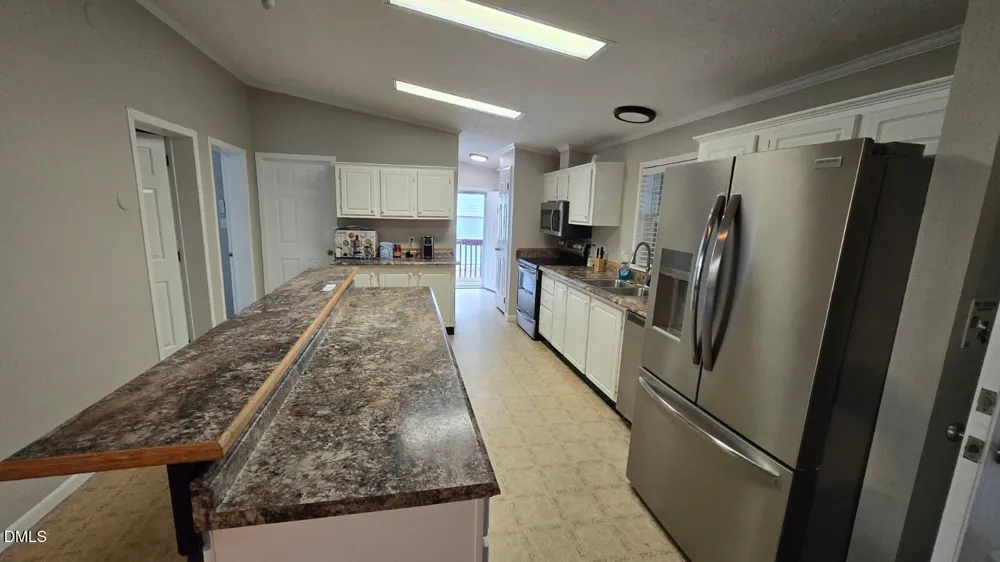 530 Avent Ferry Road Holly Springs, NC 27540