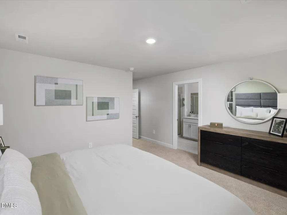 806 Stream View Court Mebane, NC 27302