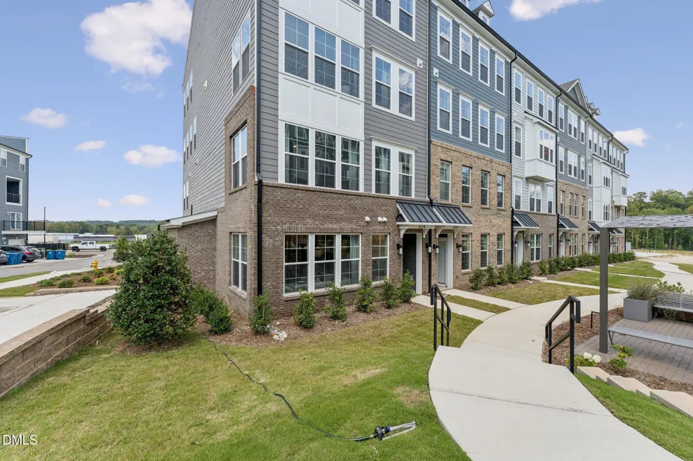 419 Grove Overlook Lane #100 Wake Forest, NC 27587