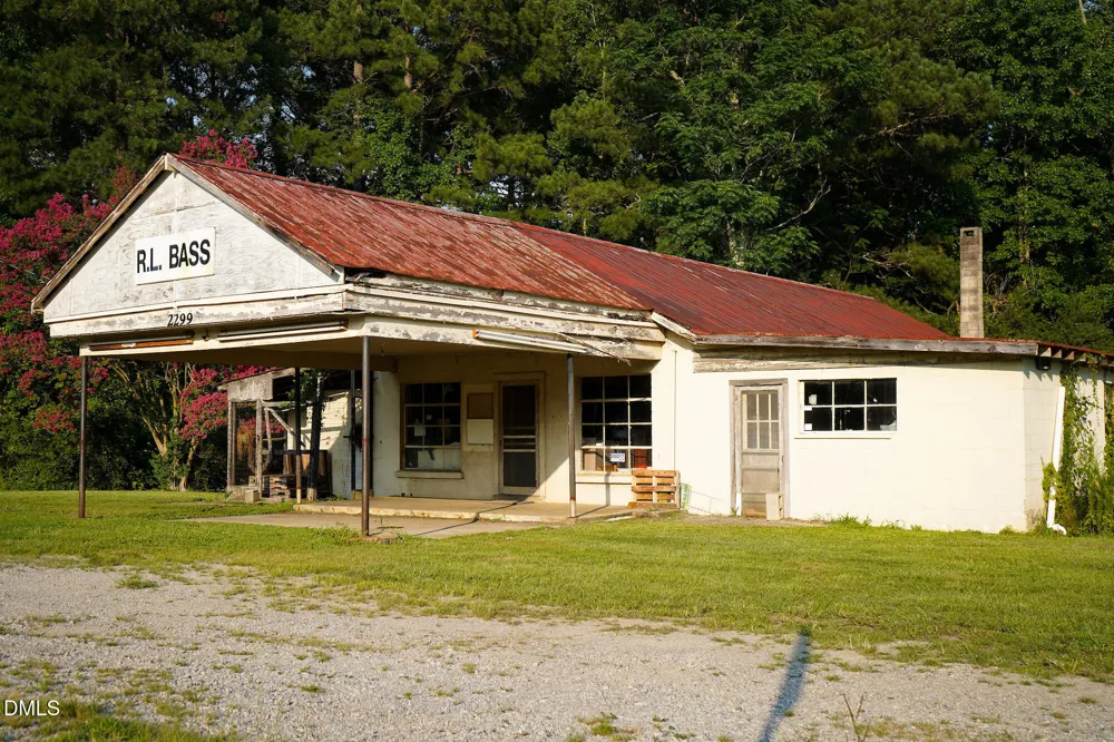 7063 Pleasant Grove Church Road Nashville, NC 27856
