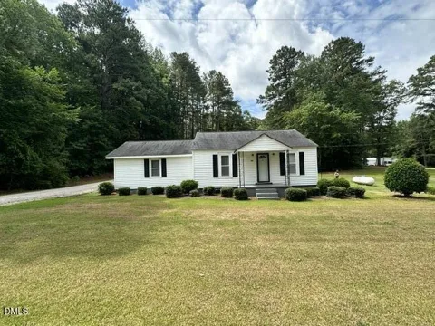560 Clyde Pearce Road