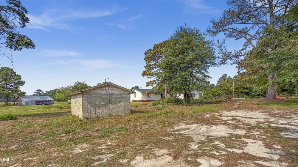 10027 Garland Highway Clinton, NC 28328