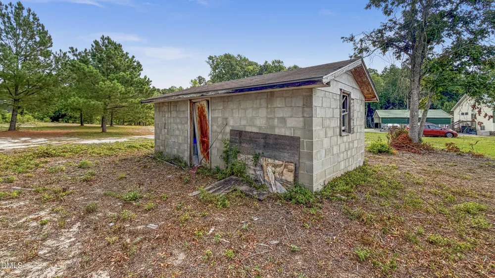 10027 Garland Highway Clinton, NC 28328