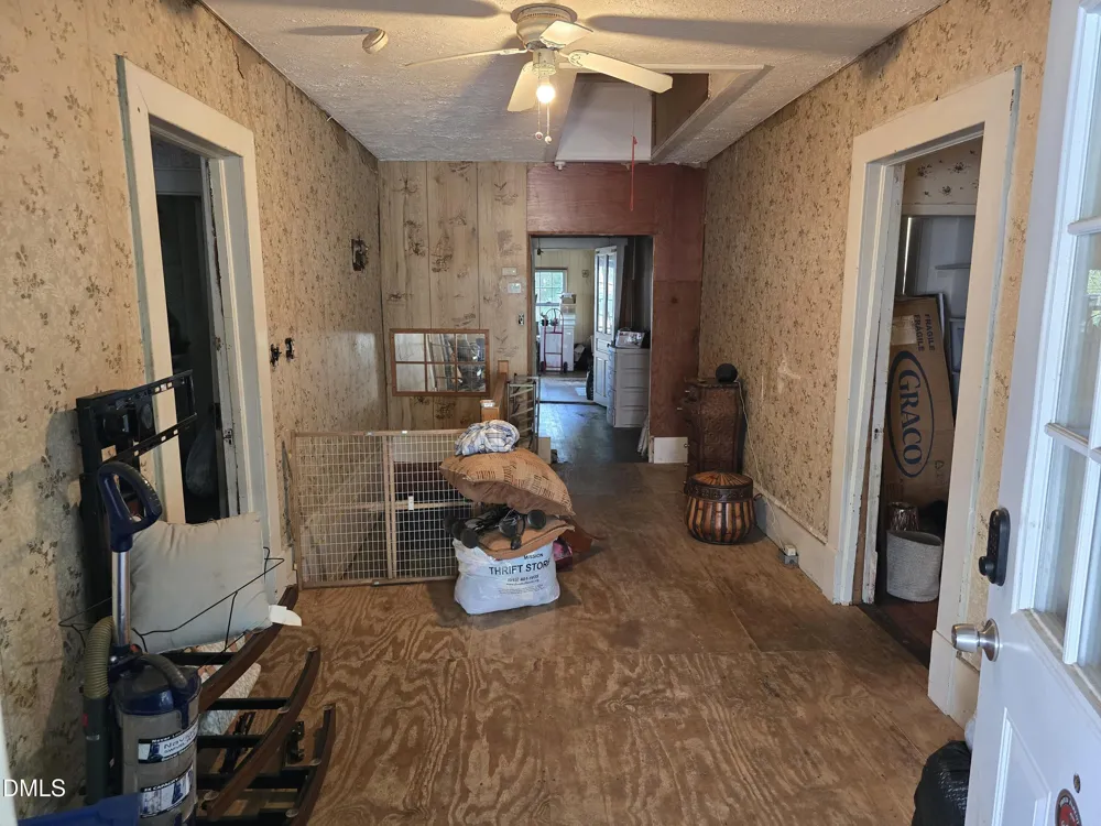 124 Academy Street Roxboro, NC 27573