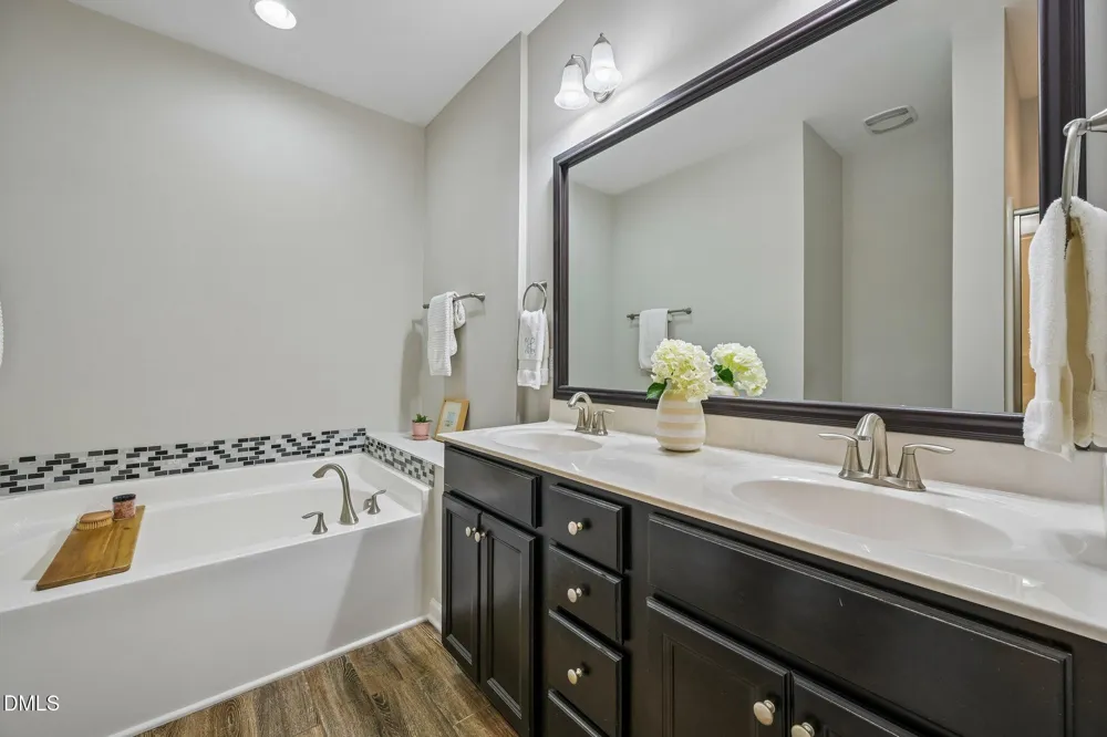 238 Beaconwood Lane Holly Springs, NC 27540