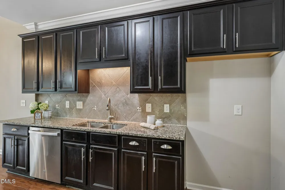 238 Beaconwood Lane Holly Springs, NC 27540