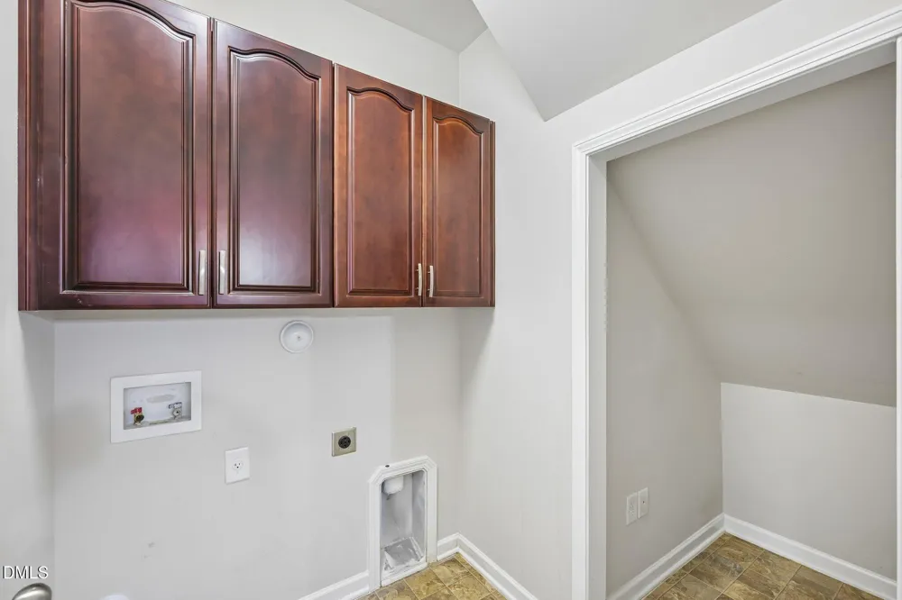 238 Beaconwood Lane Holly Springs, NC 27540