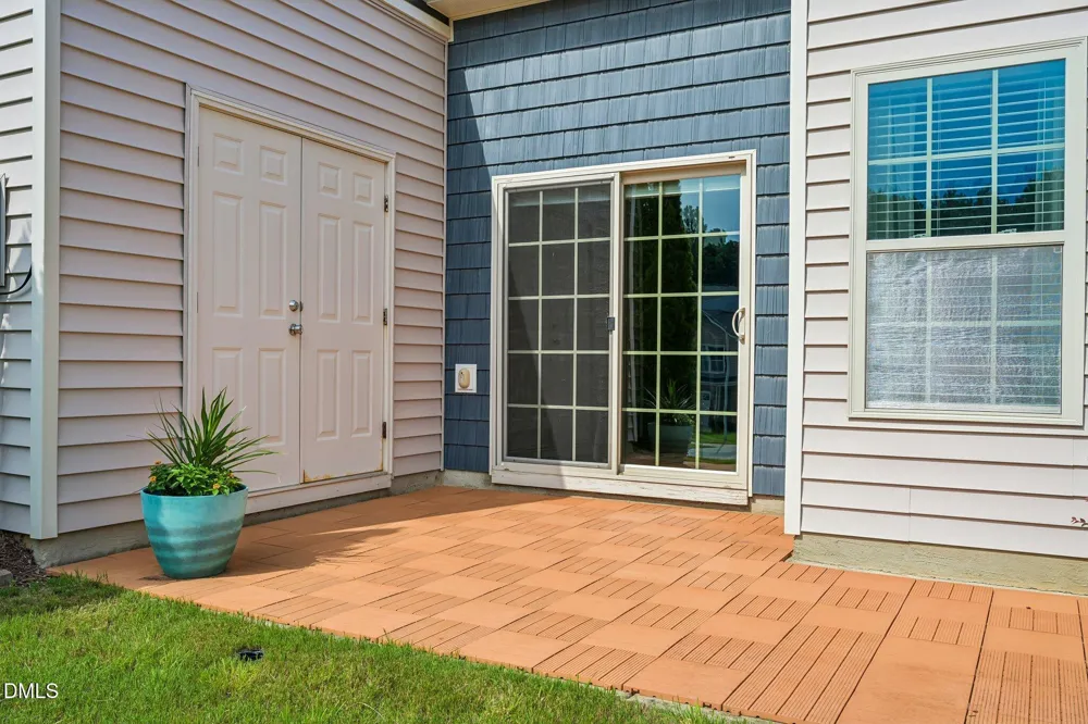 238 Beaconwood Lane Holly Springs, NC 27540