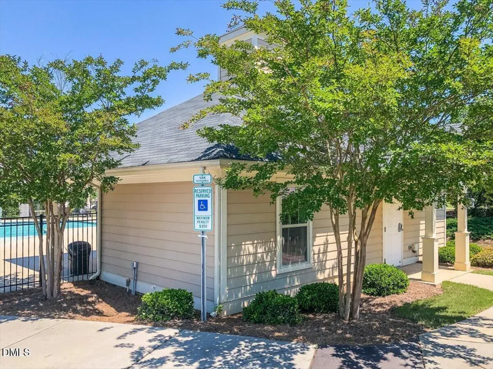 238 Beaconwood Lane Holly Springs, NC 27540