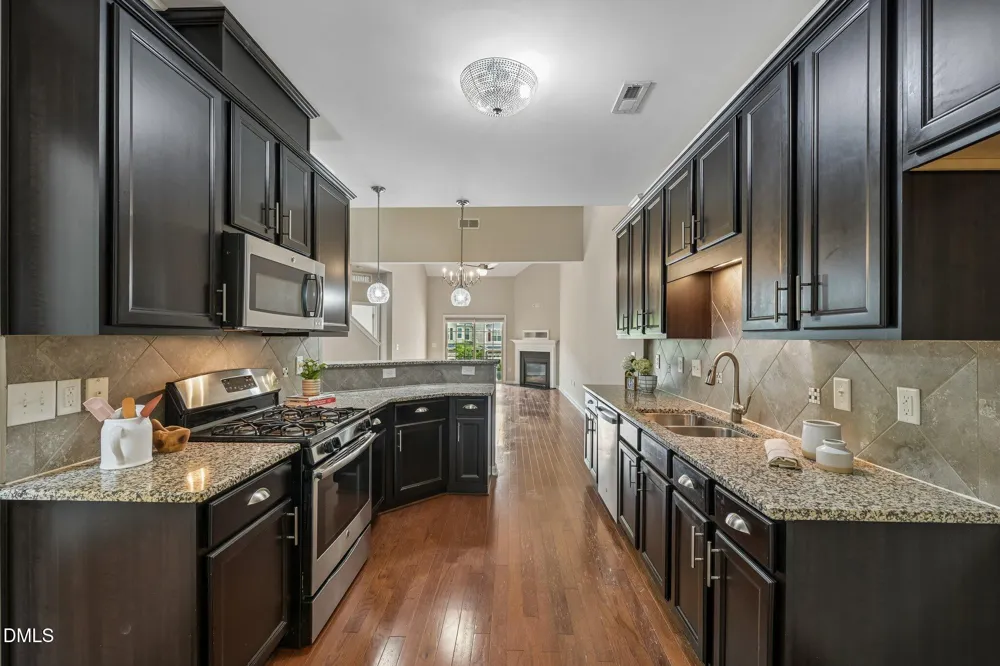238 Beaconwood Lane Holly Springs, NC 27540