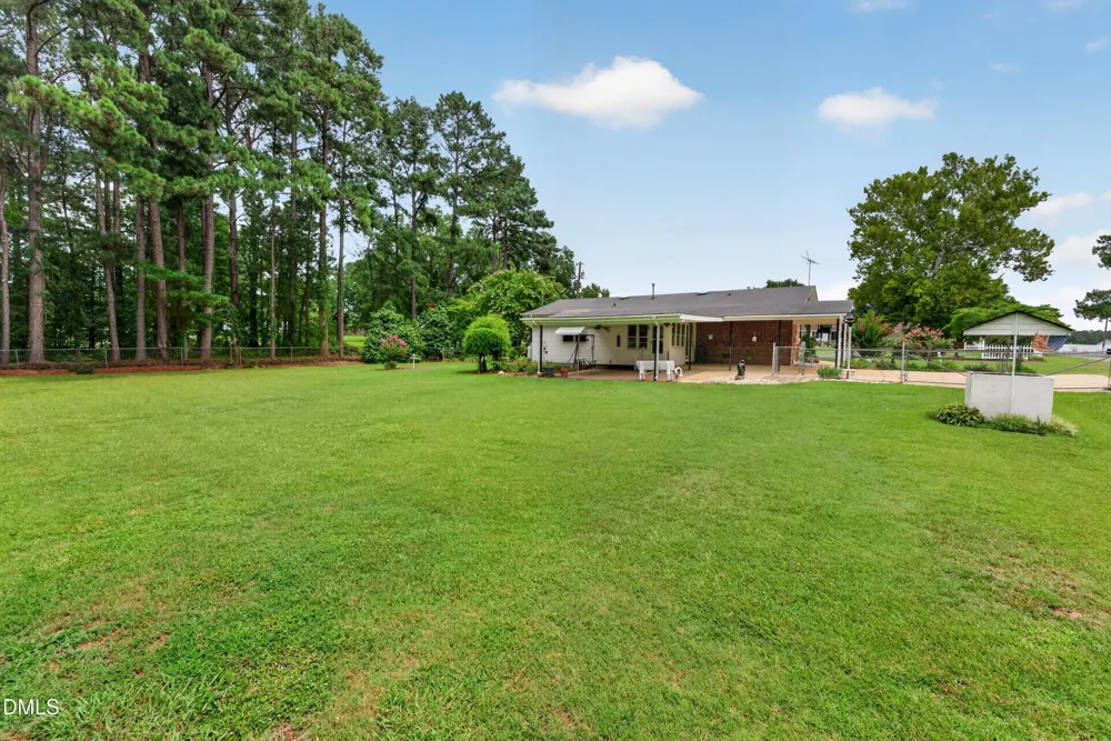6269 Flower Hill Road Kenly, NC 27542
