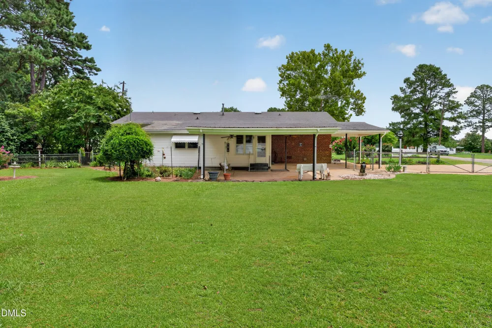 6269 Flower Hill Road Kenly, NC 27542