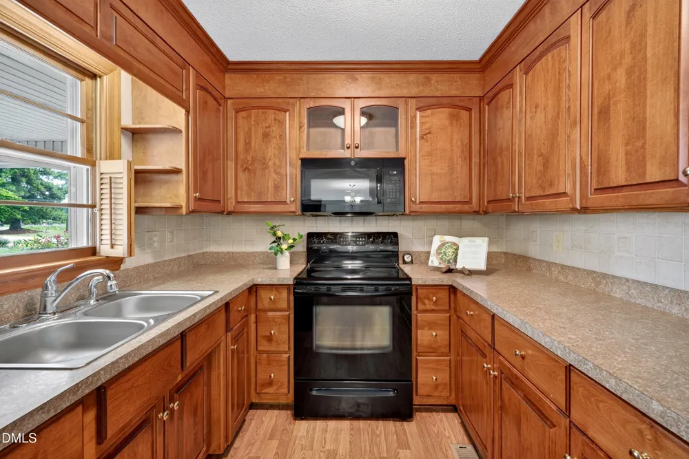 6269 Flower Hill Road Kenly, NC 27542
