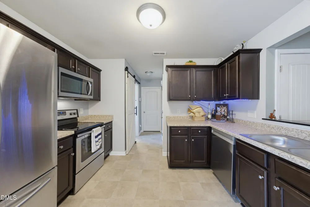 582 Roberts Road Willow Springs, NC 27592