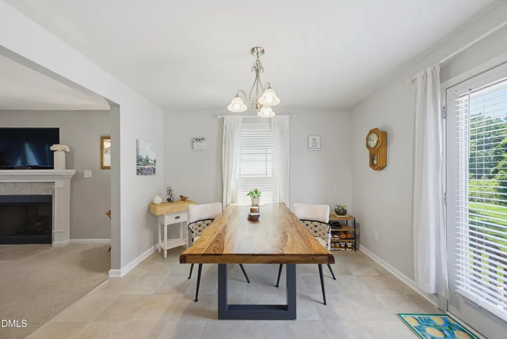 582 Roberts Road Willow Springs, NC 27592