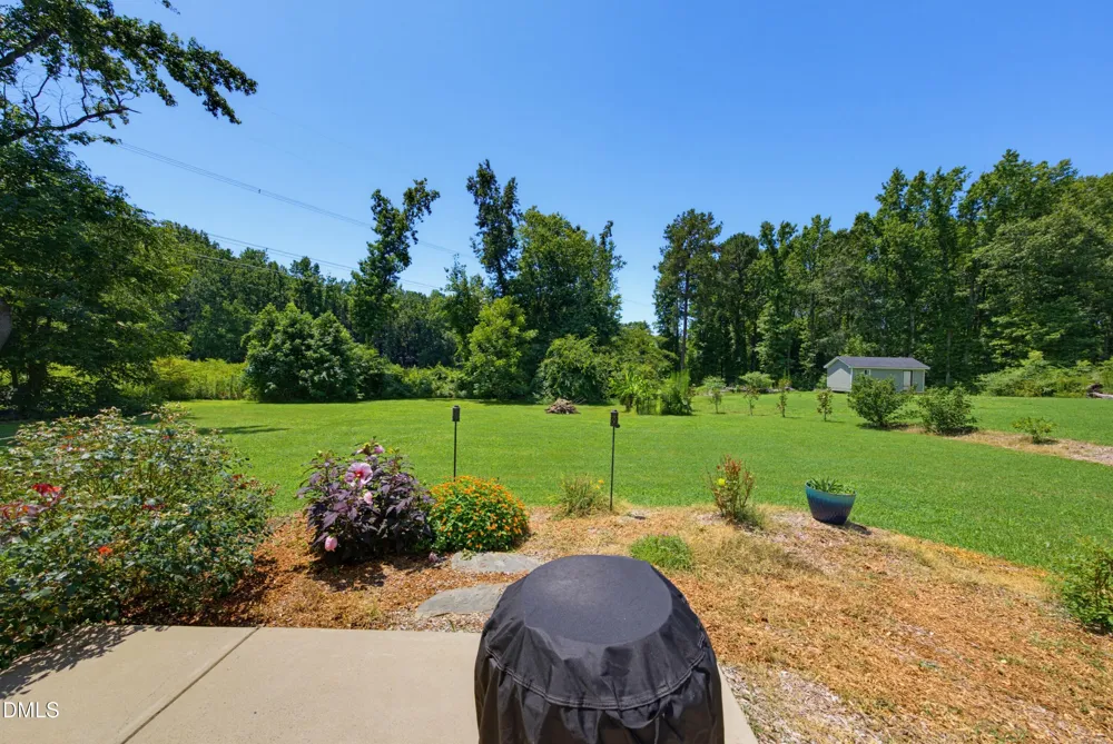 582 Roberts Road Willow Springs, NC 27592