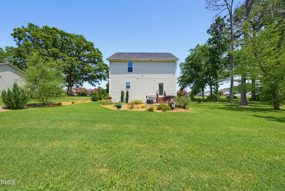582 Roberts Road Willow Springs, NC 27592