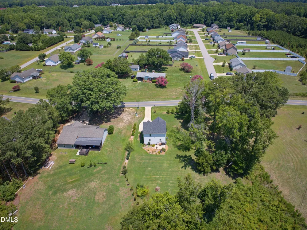 582 Roberts Road Willow Springs, NC 27592