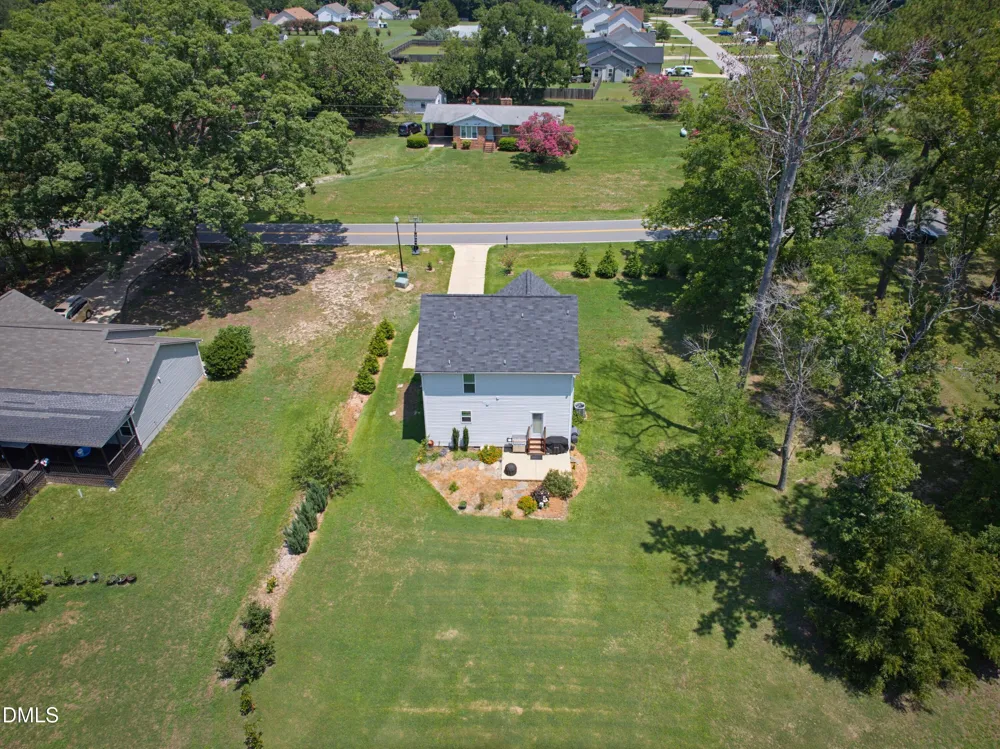 582 Roberts Road Willow Springs, NC 27592