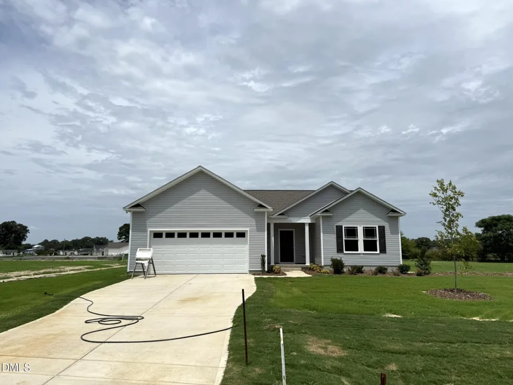 111 Finch Lane Four Oaks, NC 27524