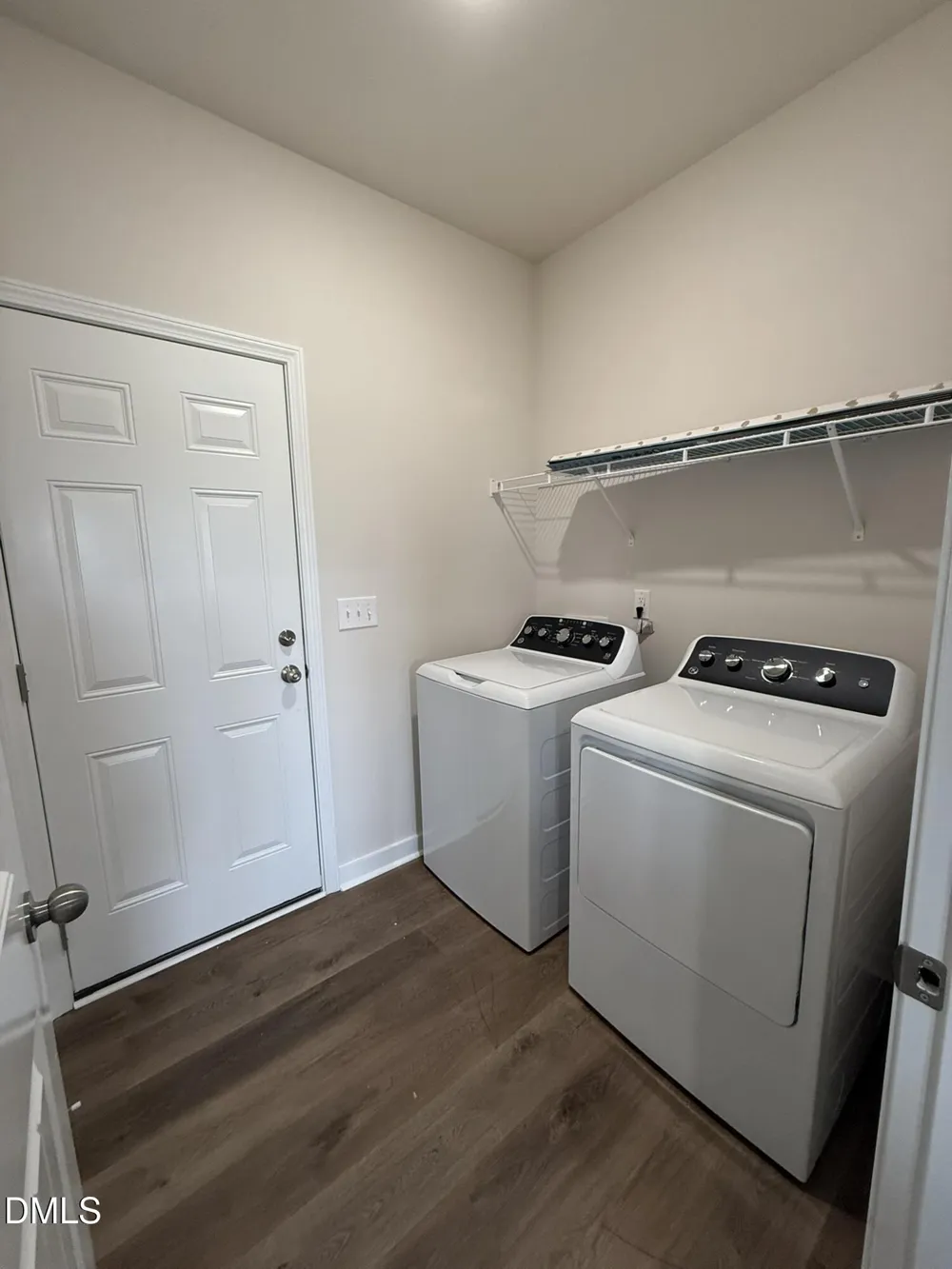 111 Finch Lane Four Oaks, NC 27524