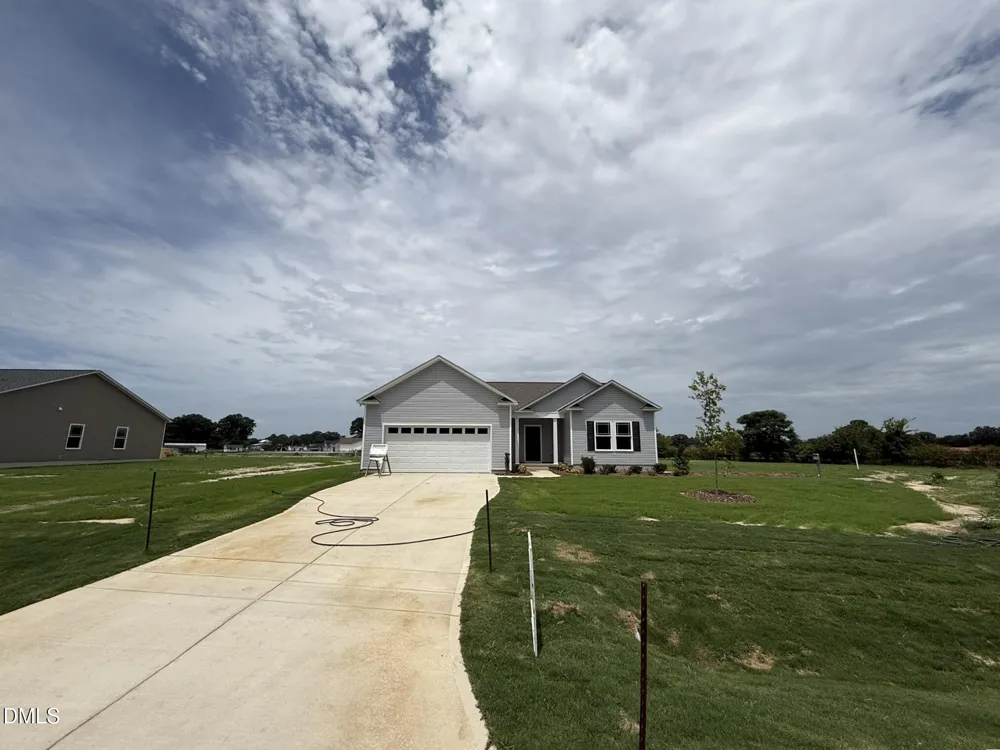 111 Finch Lane Four Oaks, NC 27524