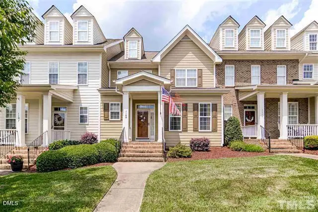 1109 Front Gate Lane Wake Forest, NC 27587