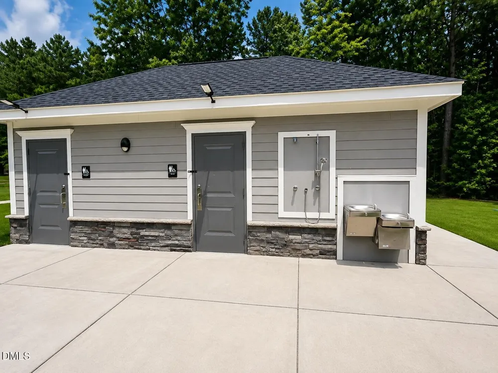 30 Arch Way Youngsville, NC 27596