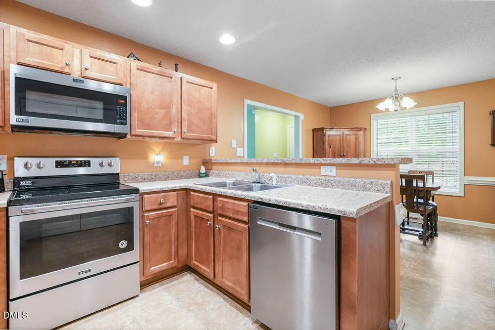 299 Park Lane Coats, NC 27521