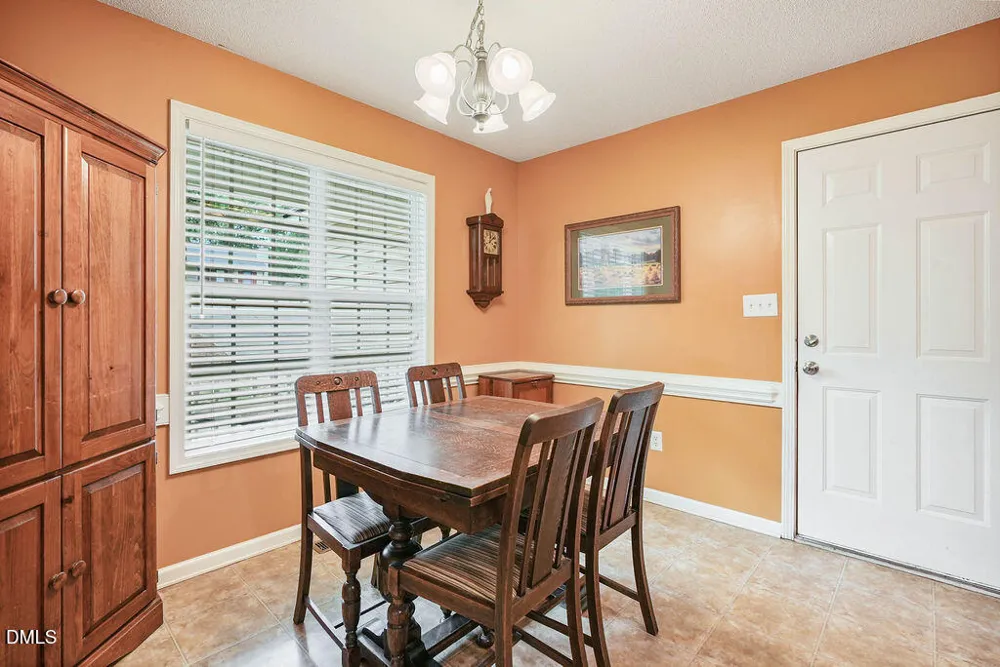 299 Park Lane Coats, NC 27521