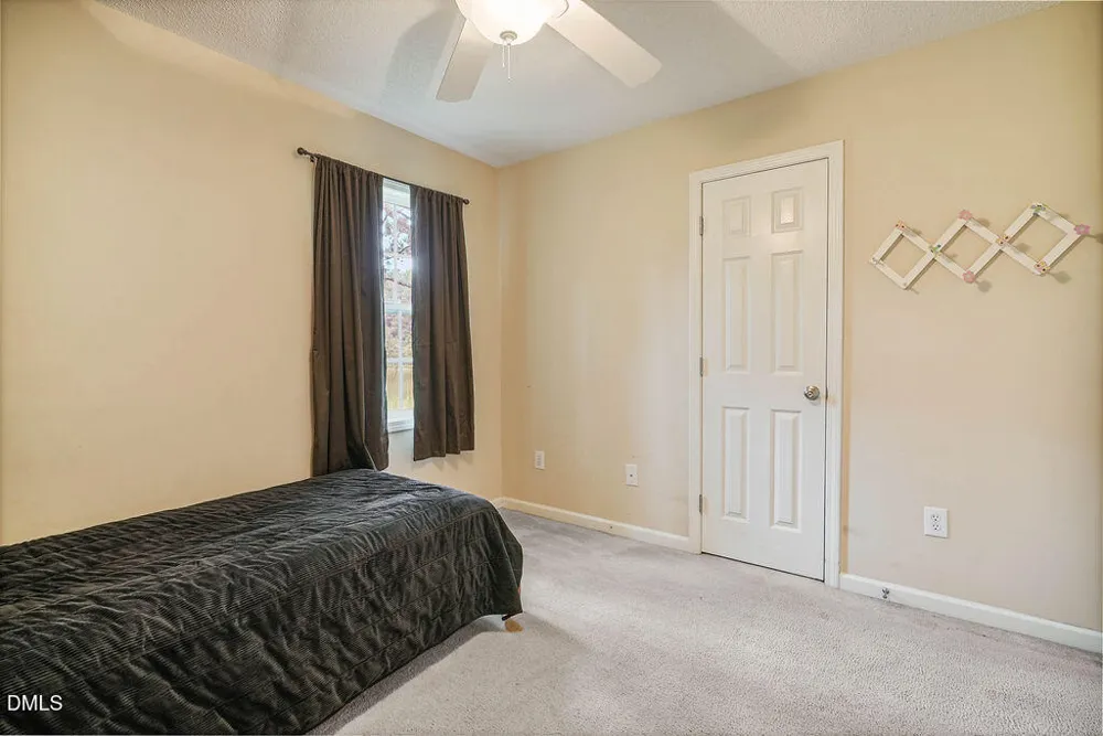 299 Park Lane Coats, NC 27521