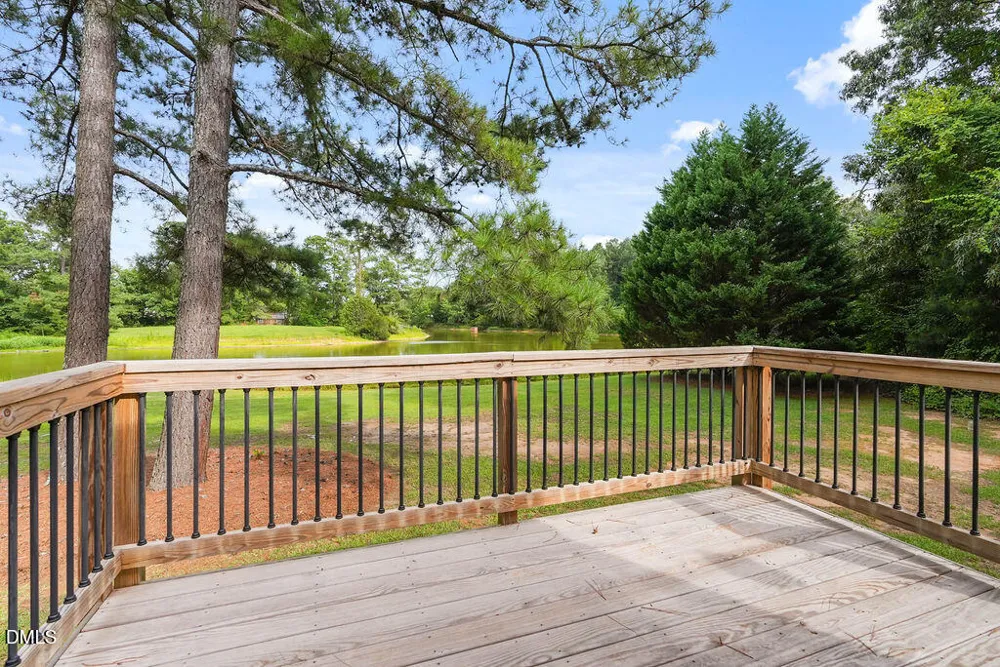 299 Park Lane Coats, NC 27521