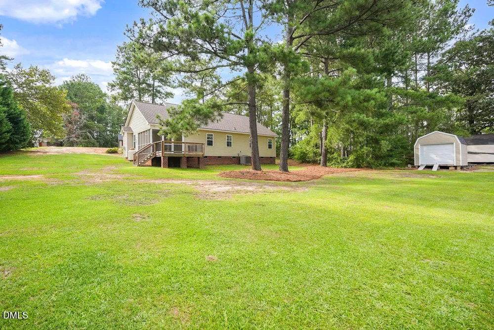 299 Park Lane Coats, NC 27521