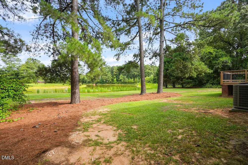 299 Park Lane Coats, NC 27521