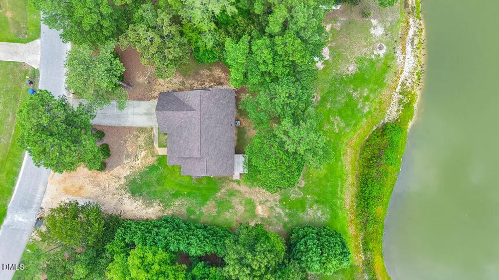 299 Park Lane Coats, NC 27521