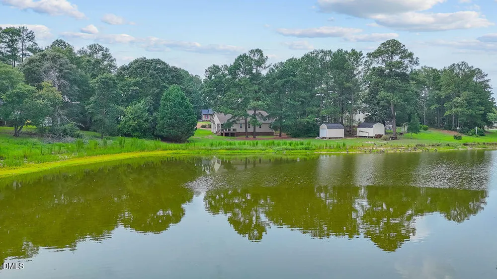 299 Park Lane Coats, NC 27521