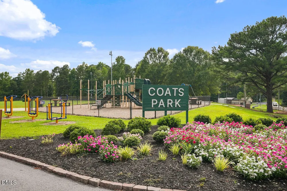299 Park Lane Coats, NC 27521