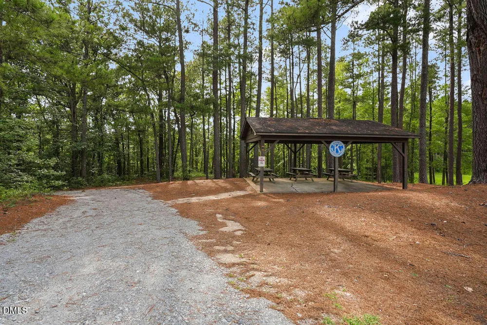 299 Park Lane Coats, NC 27521