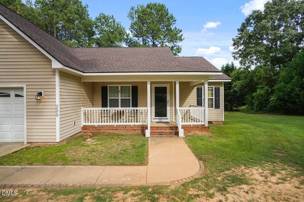299 Park Lane Coats, NC 27521