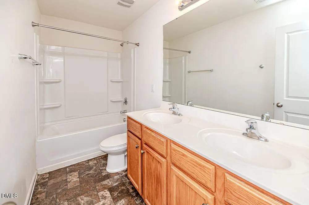 305 Battery Way Bunnlevel, NC 28323
