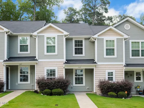 918 E Green Street #E109