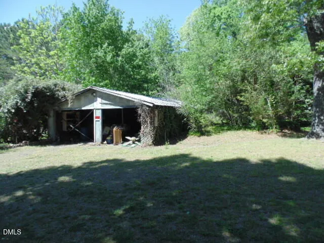 1121 S Cokesbury Road Henderson, NC 27537